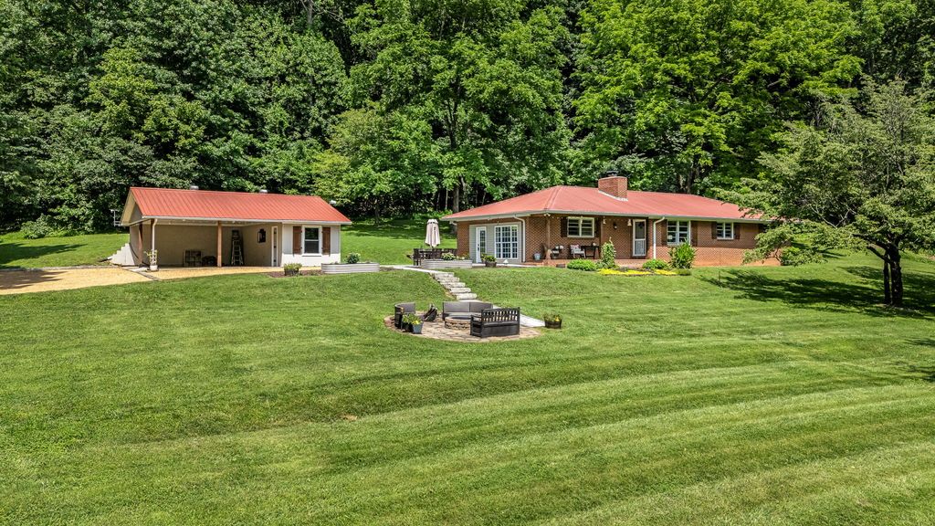 330 CASCADE HOLLOW ROAD, Normandy, TN 37360