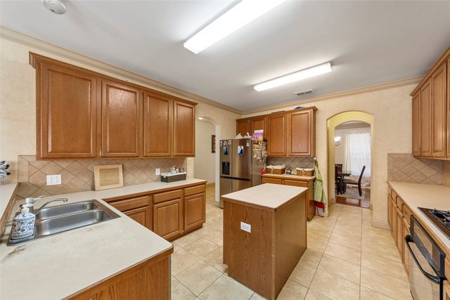 4516 Maidstone Way, Mckinney, TX 75070