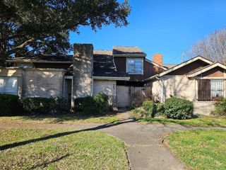 8496 Dairy View Ln Lane, Houston, TX 77072