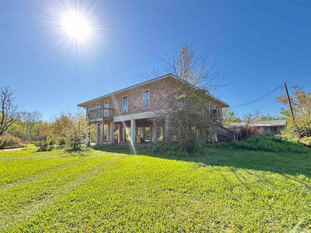 106 Hillary Ct, Dulac, LA 70353