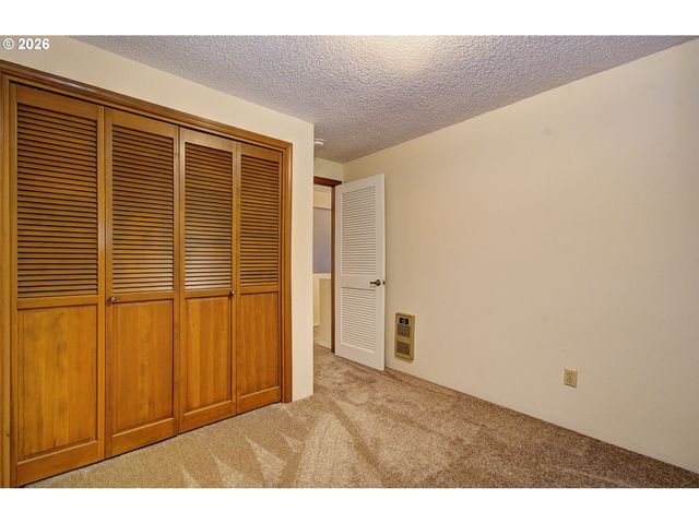 20301 Ne 225TH Ave, Brush Prairie, WA 98606