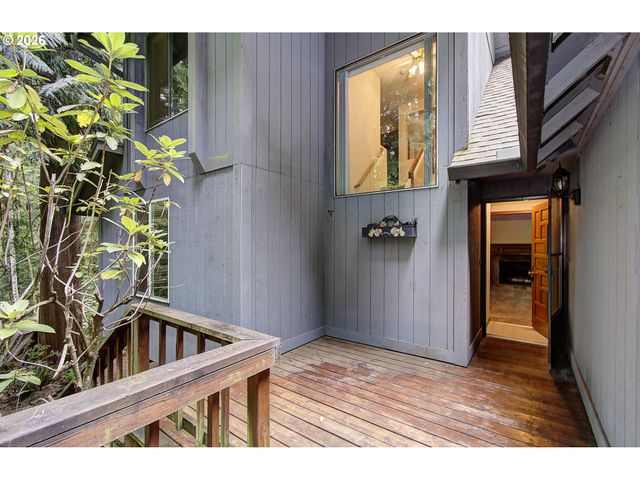 20301 Ne 225TH Ave, Brush Prairie, WA 98606