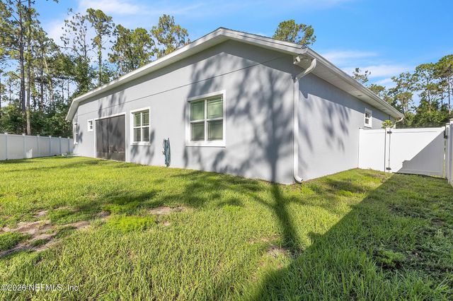 17 ZEPHYR LILY Place, Palm Coast, FL 32164