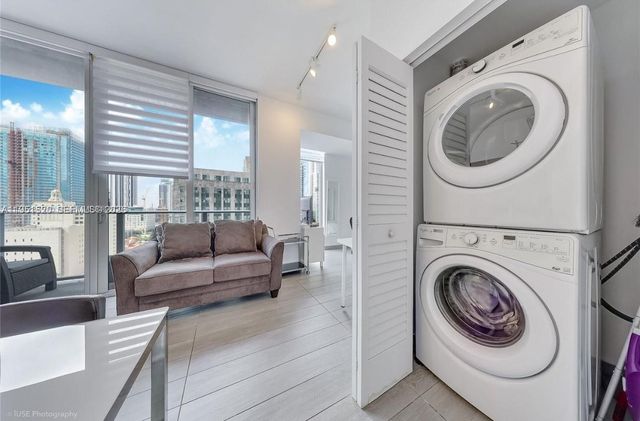 151 SE 1st St 1706, Miami, FL 33131