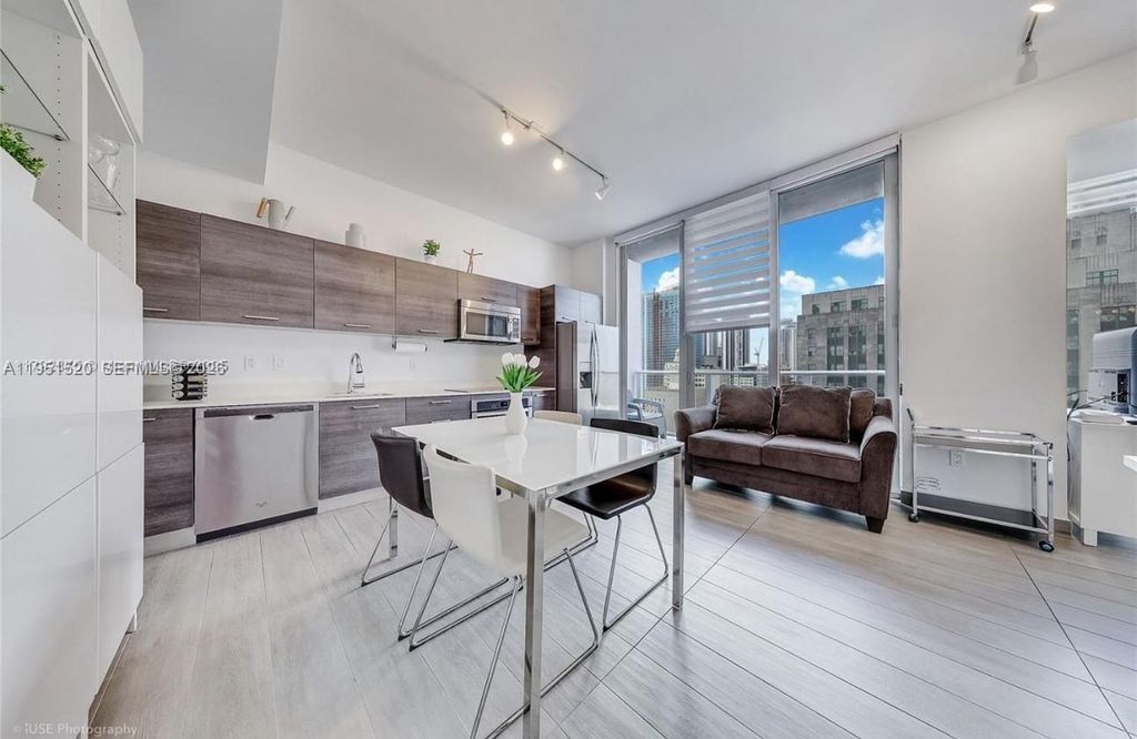 151 SE 1st St 1706, Miami, FL 33131