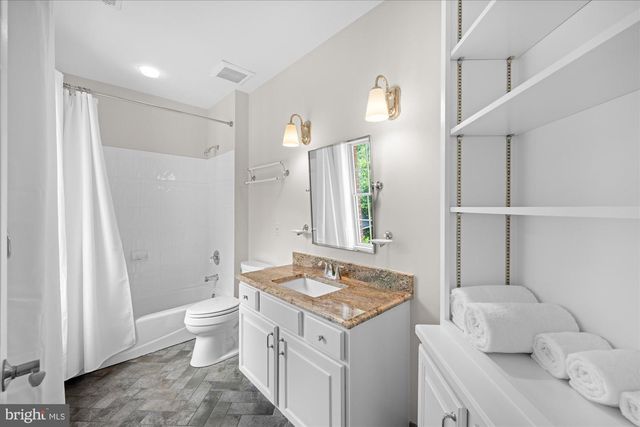 21750 LAUREL WOOD, Leesburg, VA 20175