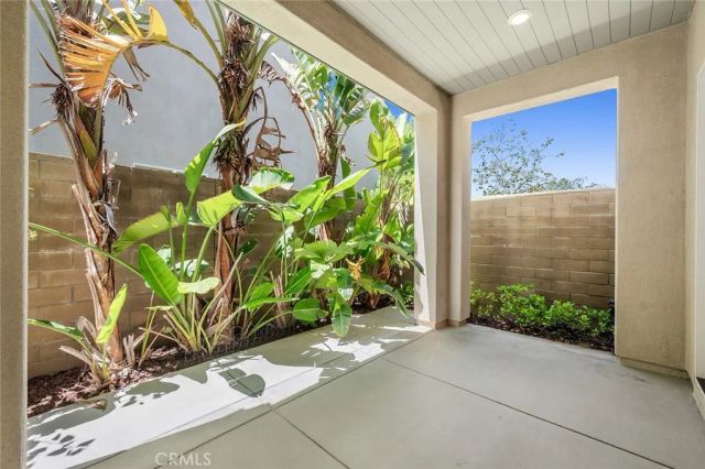 148 Perspective, Irvine, CA 92618