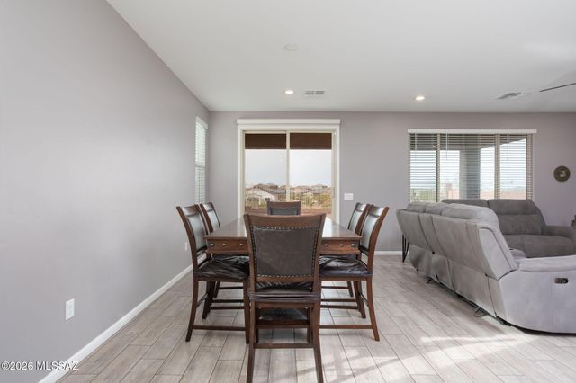 7904 S Bonanza Park Drive, Tucson, AZ 85747