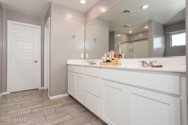 7904 S Bonanza Park Drive, Tucson, AZ 85747