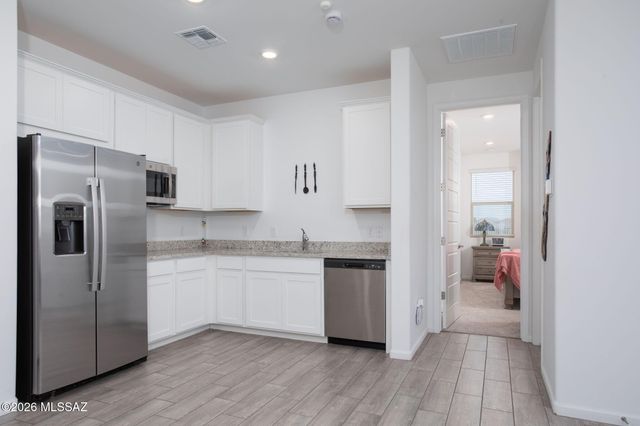 7904 S Bonanza Park Drive, Tucson, AZ 85747