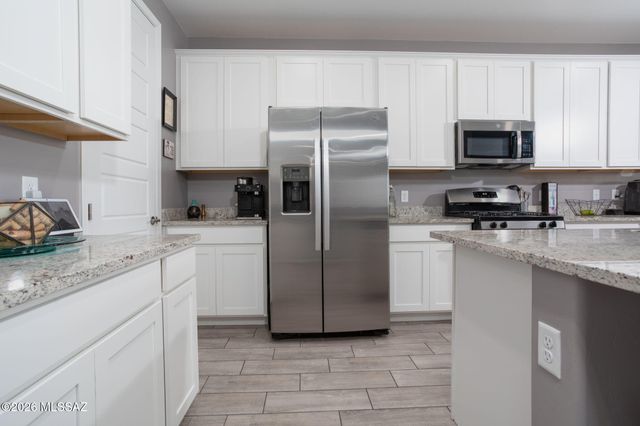 7904 S Bonanza Park Drive, Tucson, AZ 85747