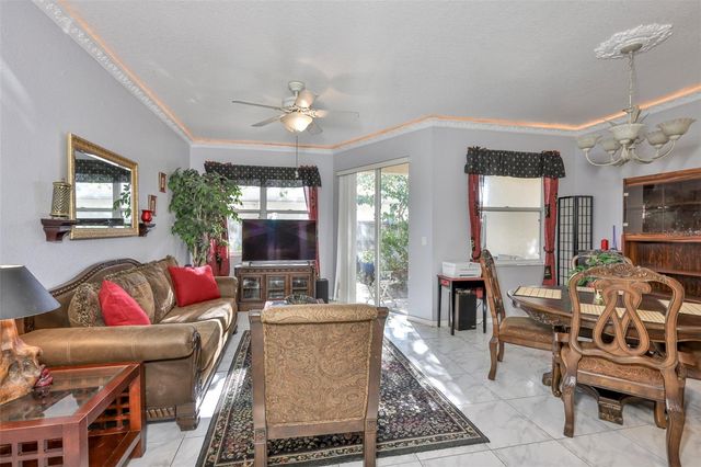 6400 46TH AVENUE N 71, Kenneth City, FL 33709