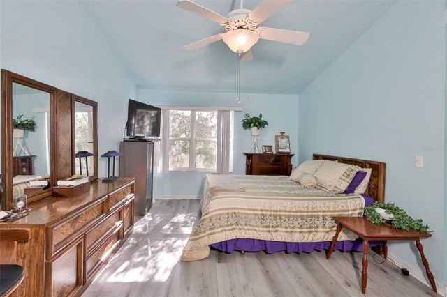 6400 46TH AVENUE N 71, Kenneth City, FL 33709