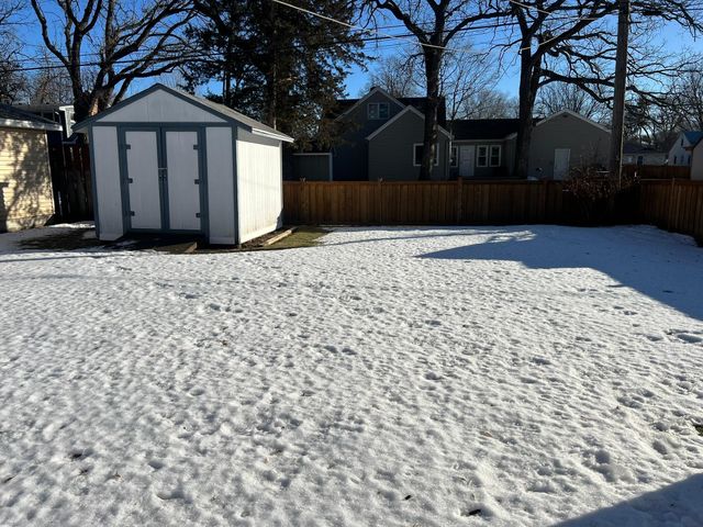 7441 Girard Avenue S, Richfield, MN 55423