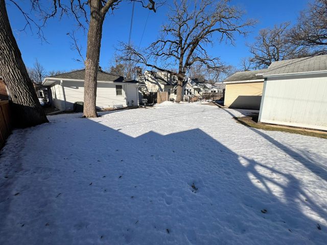 7441 Girard Avenue S, Richfield, MN 55423