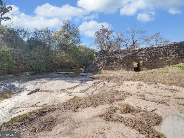 597 Highway 82, Winder, GA 30680