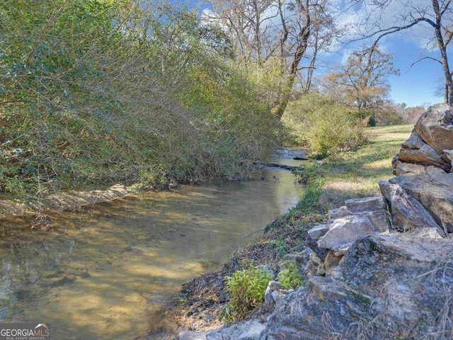 597 Highway 82, Winder, GA 30680