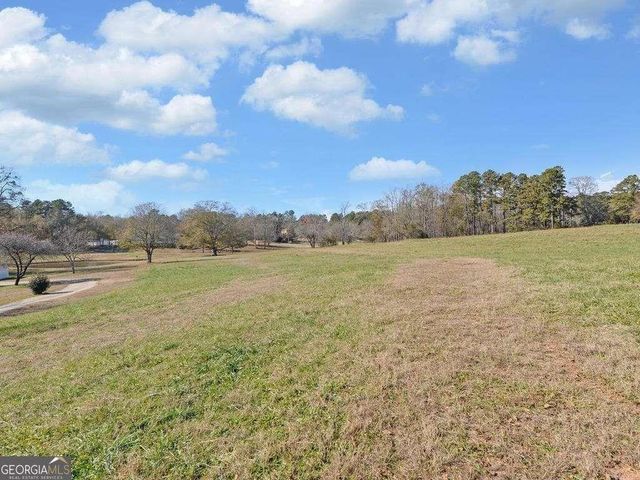 597 Highway 82, Winder, GA 30680