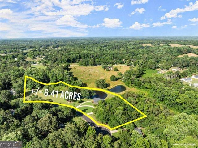 597 Highway 82, Winder, GA 30680
