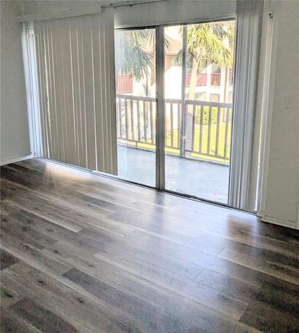 3840 N LAKE DRIVE 125, Tampa, FL 33614