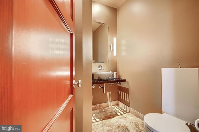 1301 HULL ST, Baltimore, MD 21230