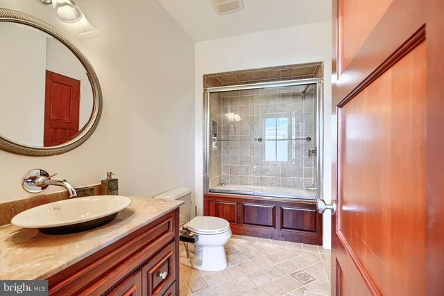 1301 HULL ST, Baltimore, MD 21230