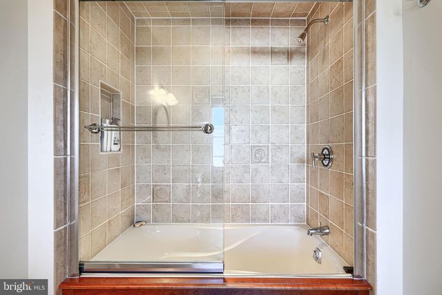 1301 HULL ST, Baltimore, MD 21230