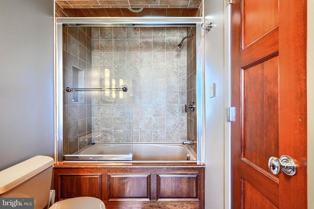 1301 HULL ST, Baltimore, MD 21230