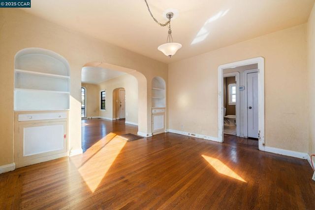 2380 107th Avenue, Oakland, CA 94603