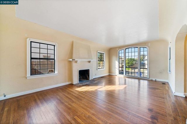 2380 107th Avenue, Oakland, CA 94603