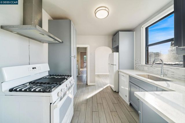 2380 107th Avenue, Oakland, CA 94603