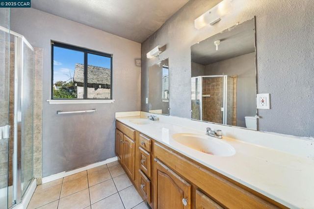 2380 107th Avenue, Oakland, CA 94603