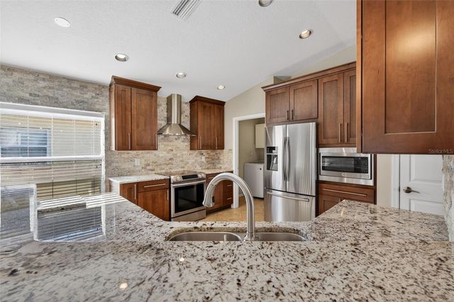 11207 SUMMER STAR DRIVE, Riverview, FL 33579