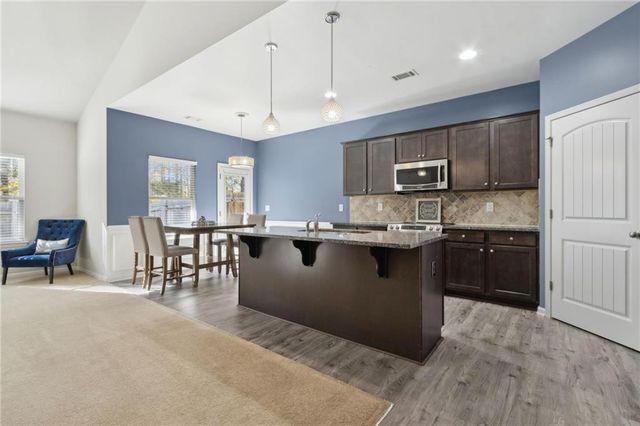 1995 Villa Spring Court, Dacula, GA 30019