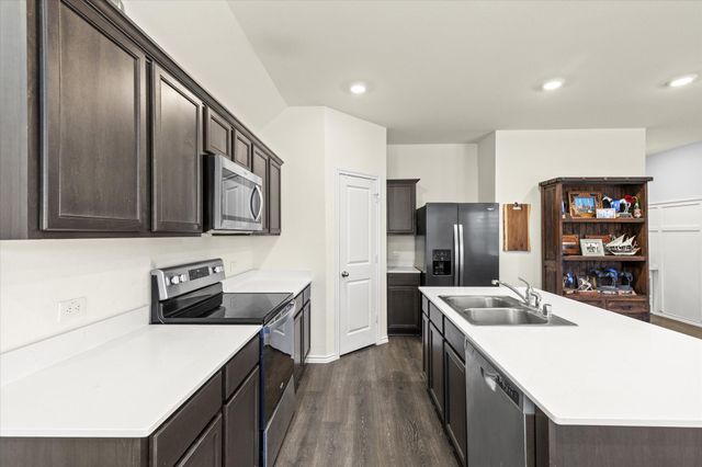 11236 W Pond Drive, Providence Village, TX 76227