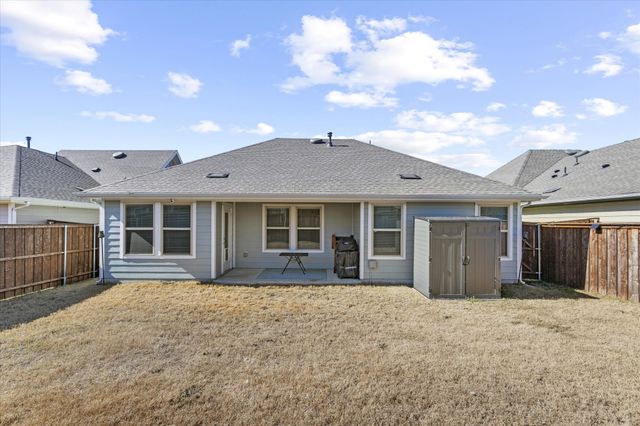 11236 W Pond Drive, Providence Village, TX 76227