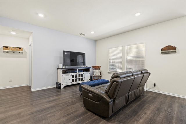 11236 W Pond Drive, Providence Village, TX 76227