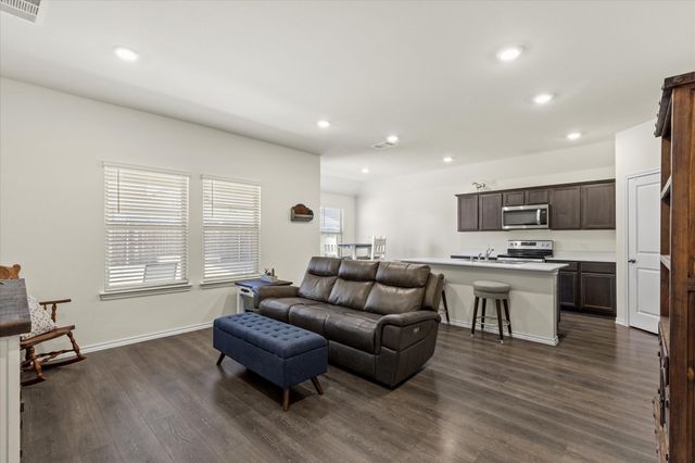 11236 W Pond Drive, Providence Village, TX 76227