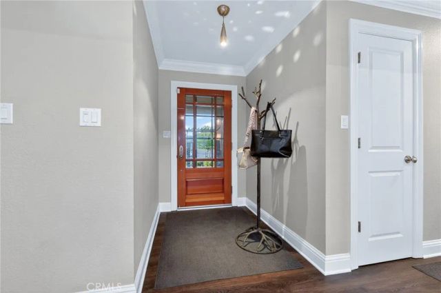 2515 E Los Altos, Fresno, CA 93710