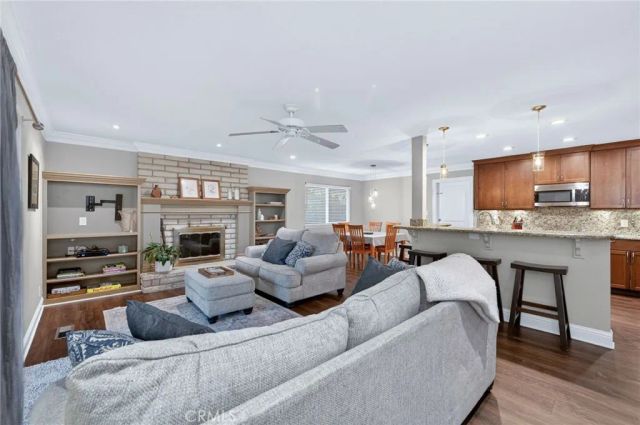 2515 E Los Altos, Fresno, CA 93710