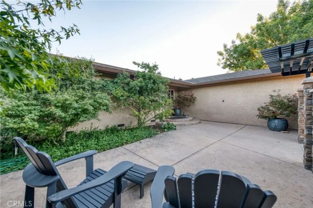 2515 E Los Altos, Fresno, CA 93710
