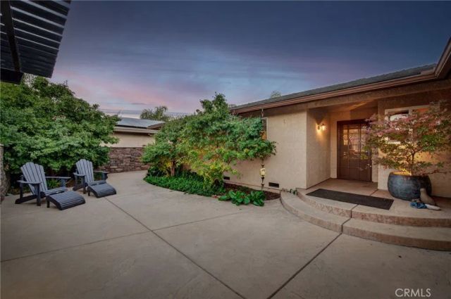 2515 E Los Altos, Fresno, CA 93710