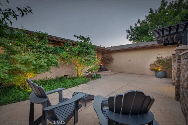 2515 E Los Altos, Fresno, CA 93710