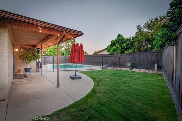 2515 E Los Altos, Fresno, CA 93710