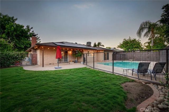 2515 E Los Altos, Fresno, CA 93710