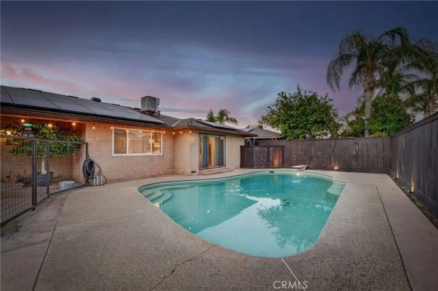 2515 E Los Altos, Fresno, CA 93710