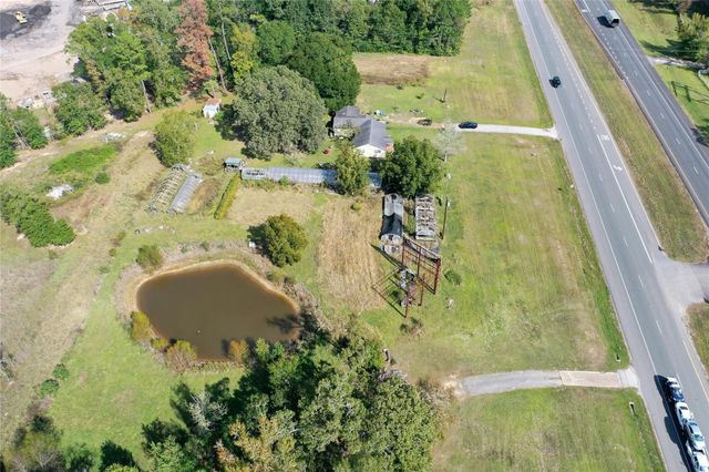 3053 Us Highway 59 N, Livingston, TX 77351