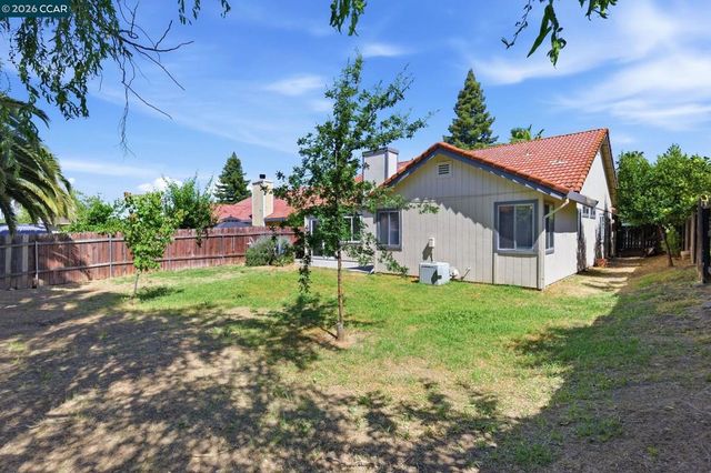 4428 Bacall Ct, Antelope, CA 95843