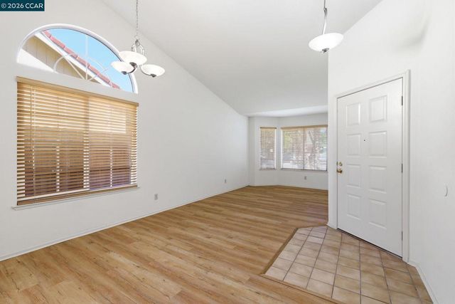 4428 Bacall Ct, Antelope, CA 95843