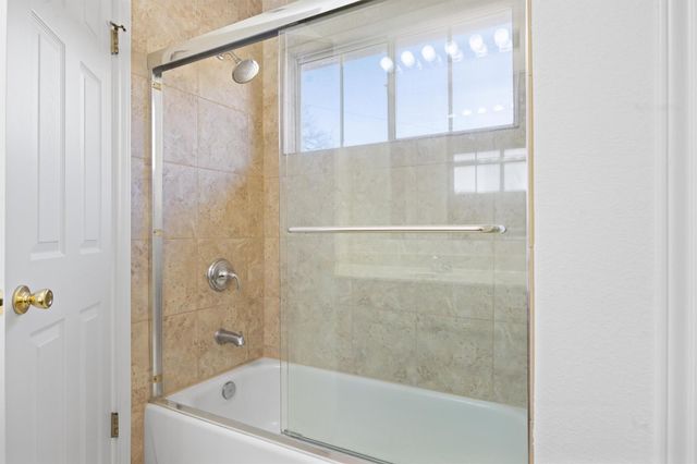4400 Switch Willo 12, Austin, TX 78727